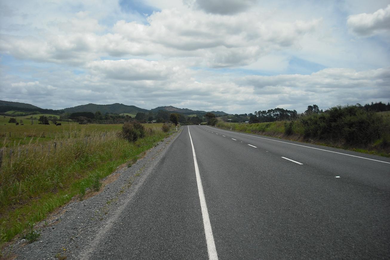 The open road - inland from Paihia